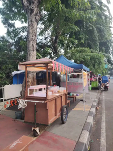 Disewakan Lapak usaha Tendaan pinggir jalan.