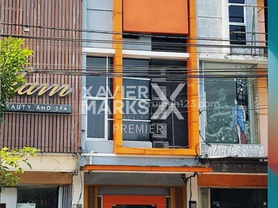 Disewakan Ruko 3 Lantai Raya Dieng Malang, Super Strategis Dekat Kampus