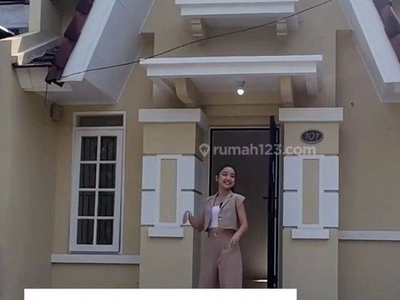 Rumah Di Klaster Dekat Pintu Tol Sudah Renovasi Ada Dak Taman Victoria Sentul City Bogor