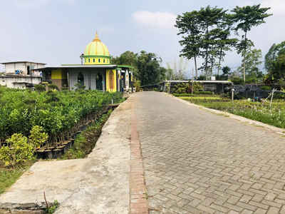 Tanah Batu Dekat Cafe Concreate Cocok Bangun Villa