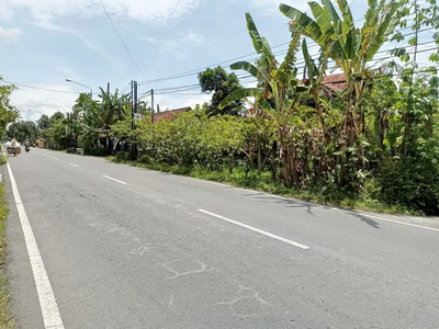 Tanah dekat RSUD Bantul Pinggir Jl Raya di Bantul Kota Jogja Selatan