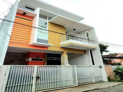 DI JUAL RUMAH KOST FULL PENGHUNI LOKASI DINOYO