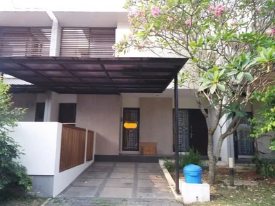 dijual rumah eminent bsd hadap selatan harga nego bisa kpr