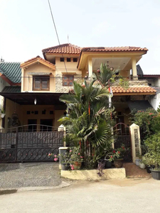 Dijual Rumah Furnished 2 Lantai Full Renov di Harapan Indah