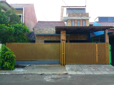Dijual Rumah Hoek di Perum Mutiara Sanggraha Pulogebang Jakarta Timur