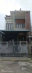 Rumah 2 Lantai Dijual , area Gianyar