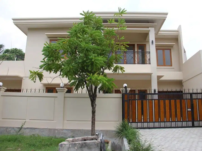 Rumah Baru 2Lantai Di Jalan Delman Tanah Kusir Jakarta Selatan