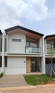Rumah baru siap huni di Cendana Icon, Lippo karawaci, Tangerang