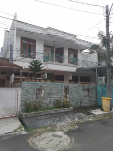 Rumah dijual di Cipinanf Indah 2 , sudah bebas banjir