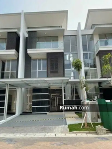 RUMAH DIJUAL PIK GOLF ISLAND UKURAN 8X20 DAHLIA CLUSTER BAGUS 3 LANTAI