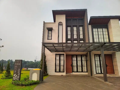 Rumah Mewah Dengan Lingkungan Asri di Selatan Jakarta