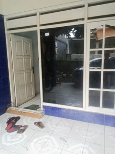 Rumah petak + garasi mobil 1,5juta/bulan di pinang Ciledug Tangerang