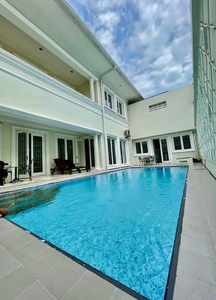 Rumah Sewa Mewah Dengan Private Pool di Pondok Indah