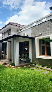 RUMAH VILLA MINIMALIS DI HOOK LOKASI RAWA MEKAR JAYA TANGSEL