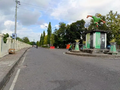 tanah iatimewa d dekat stadion Maguwoharjo