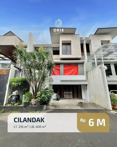 Turun Harga Dijual Rumah Bergaya Modern Tropical di Cilandak Jakarta