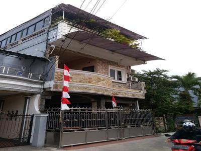 Rumah tingkat di Harapan indah 1, Bekasi Barat
