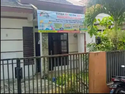 Di kontrakan rumah tinggal di Bogor Barat kompleks cemplang baru blokF