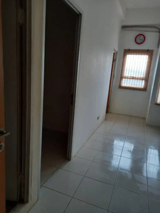 Dijual apartemen puncak permai 2 br semi furnished