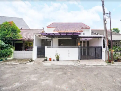 Dijual Cepat Rumah Bagus Rapih 2 Lantai di Griya Loka Sektor 1.2 Bsd