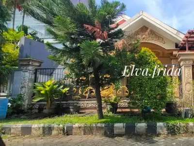 Dijual Cepat Rumah Classic SHM di Gayungsari Surabaya