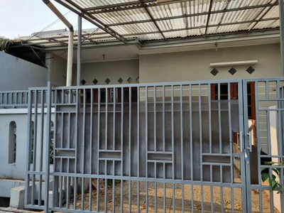 Dijual Cepat Rumah Siap Huni di Griya Loka Sektor 1.2 Bsd