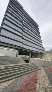 Dijual gedung baru 8lantai