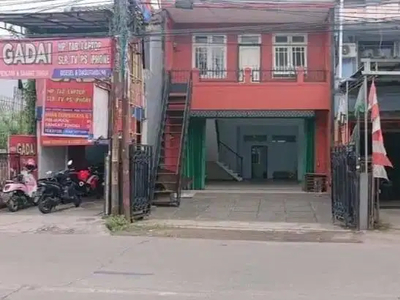 DIJUAL RUMAH 2.5 LANTAI DI JALAN RAYA PEKAYON BEKASI