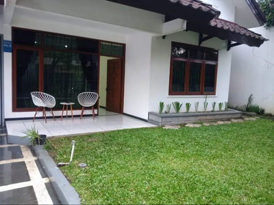 Dijual Rumah Cantik Modern di Batununggal