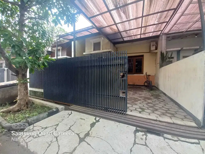 Dijual rumah cluster Antapani Kota Bandung Lingkungan Bgs Aman Nyaman