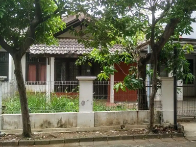 Dijual Rumah di Kemang Pratama Bekasi Hitung Harga Tanah Saja