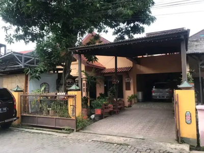 DIJUAL RUMAH MEWAH 1.5 LANTAI DEKAT JL. RAYA FATMAWATI SEMARANG