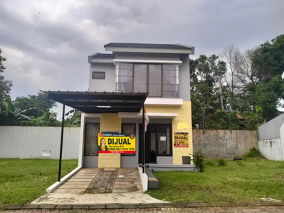 Dijual rumah siap huni cluster Premier savana Vida Bekasi