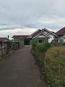 Disewakan Rumah Beserta Isi, 25,5 jt pertahun