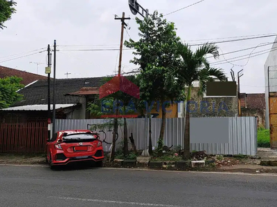 Disewakan Tanah Lokasi Depan SAME Hotel Cocok Untuk Parkir Kota Malang