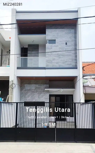 JUAL RUMAH 2 LANTAI MINIMALIS TENGGILIS UTARA