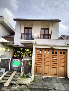 Rumah 2 Lantai di Cluster Yunani Banjar Wijaya Tangerang