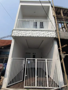 Rumah Baru Akses Mobil di Ciracas Jakarta Timur