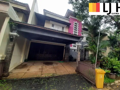 Rumah Bertingkat di Boulevard Raffles Hills Cibubur