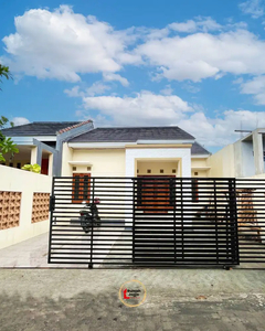 Rumah di Jalan Pleret Km 2 Potorono Banguntapan Dekat RS Rajawali