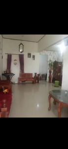 Rumah di jual di tengah kota