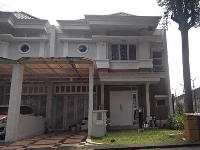Rumah hoek dijual di cluster Vernonia Summarecon Bekasi