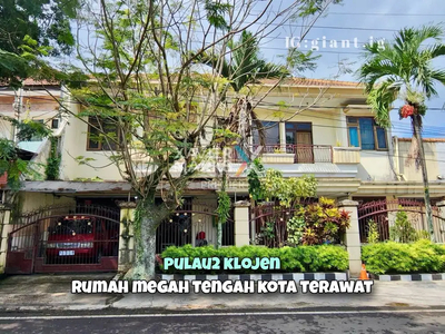 Rumah Klasik 2 Lantai di Jalan Pulau2 Lokasi Tengah Kota Malang