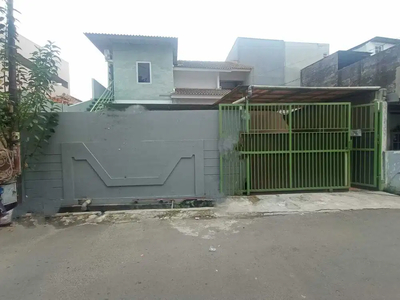 Rumah Luas 2 Lantai di Jalan Puskesmas, Cengkareng Jakarta Barat