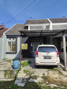 Rumah Minimalis Dalam Cluster Bukit Kencana Jaya Tembalang