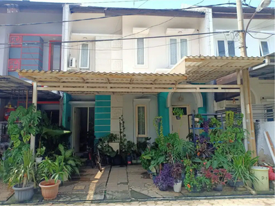 Rumah Minimalis di Casa de Chantique Townhouse Siap KPR Nego J-18302