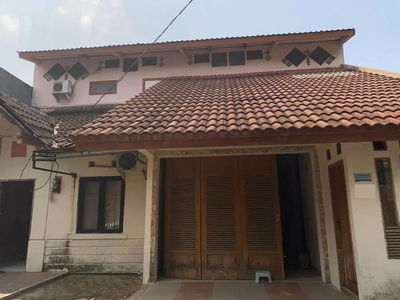 Rumah Minimalis Siap Huni di Perumahan Belacasa dekat Mall ITC Depok J