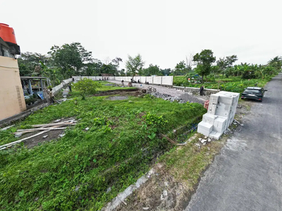 Tanah Premium Barat Jl Kaliurang Km 10, Pagar Keliling Esklusif