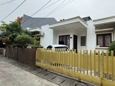 Rumah Bcs Jl Angklung, Kelapa Gading Luas 13x15m2