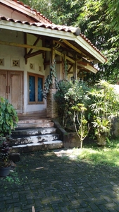 Dijual Rumah Cocok Untuk Homestay Lokasi Jl Kaliurang km 12 Pakem
